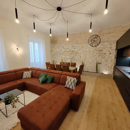 Διαμέρισμα Town Square *