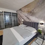 Town Square Appartement *