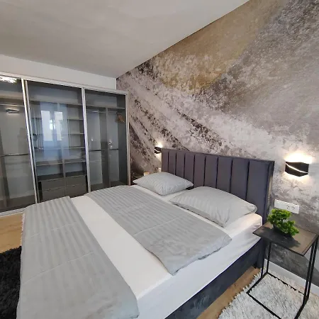 Town Square דירה *