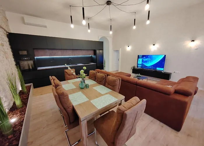 Town Square Apartman Zára